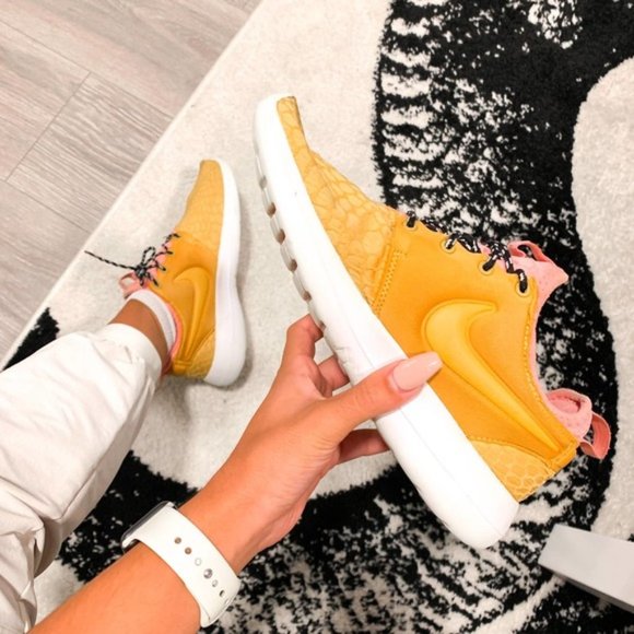 Nike Shoes - Nike Roshe Two SE Gold Dart Shoes